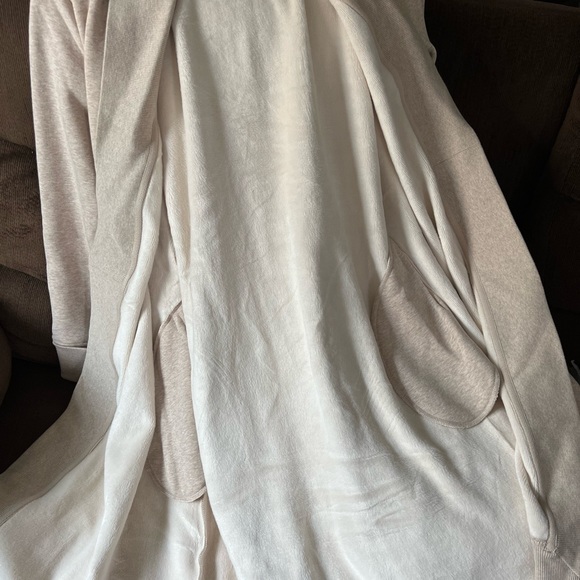 UGG Duffield II Robe - Picture 3 of 7